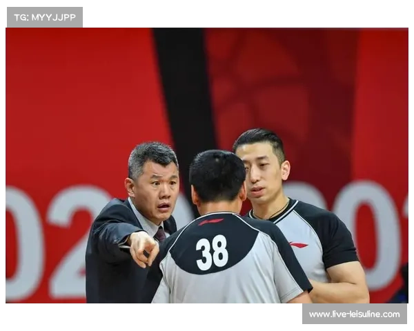 新任裁判主管季前赛培训发声:强化执裁标准确保吹罚一致性